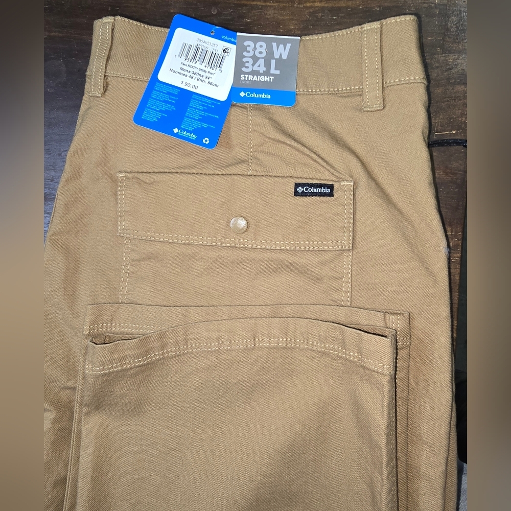 Columbia Men's Cargo Pants‎ in Brown